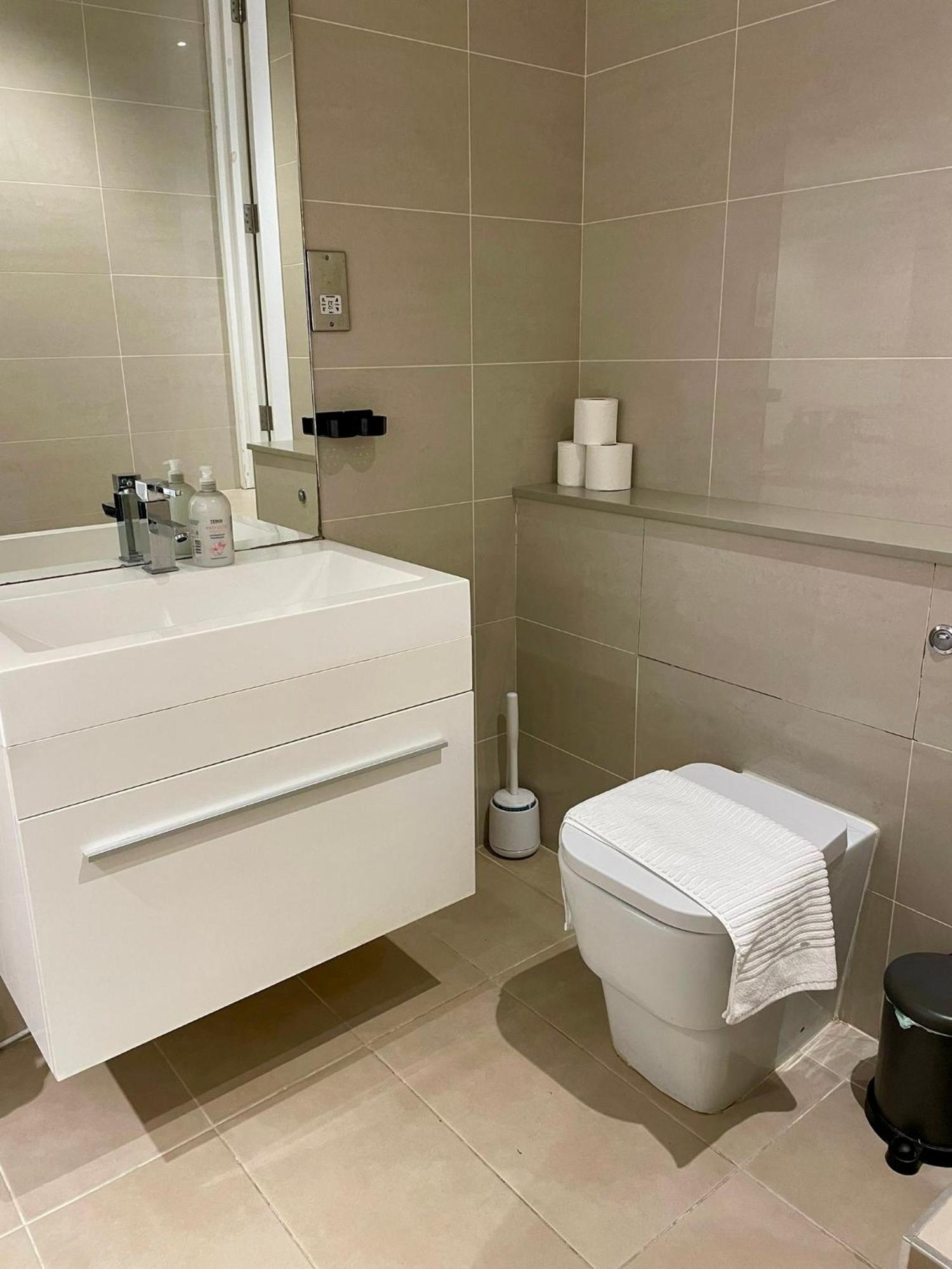 Central Cosy Studio Apartments Londen Buitenkant foto